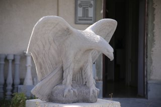 Արծիվ - արձան